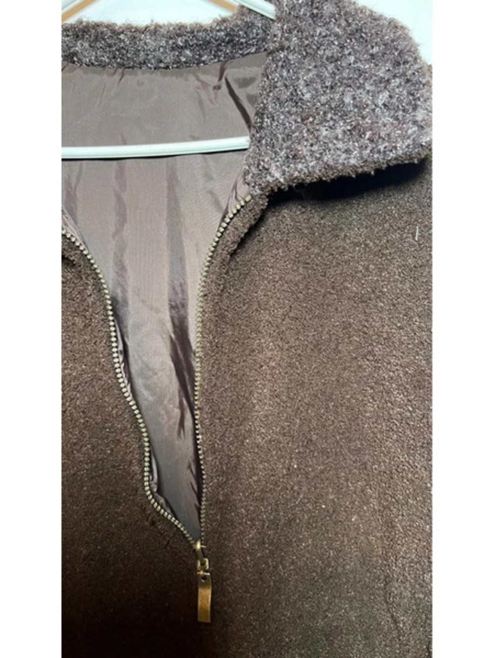 Brown winter jacket - Picture 2 of 3